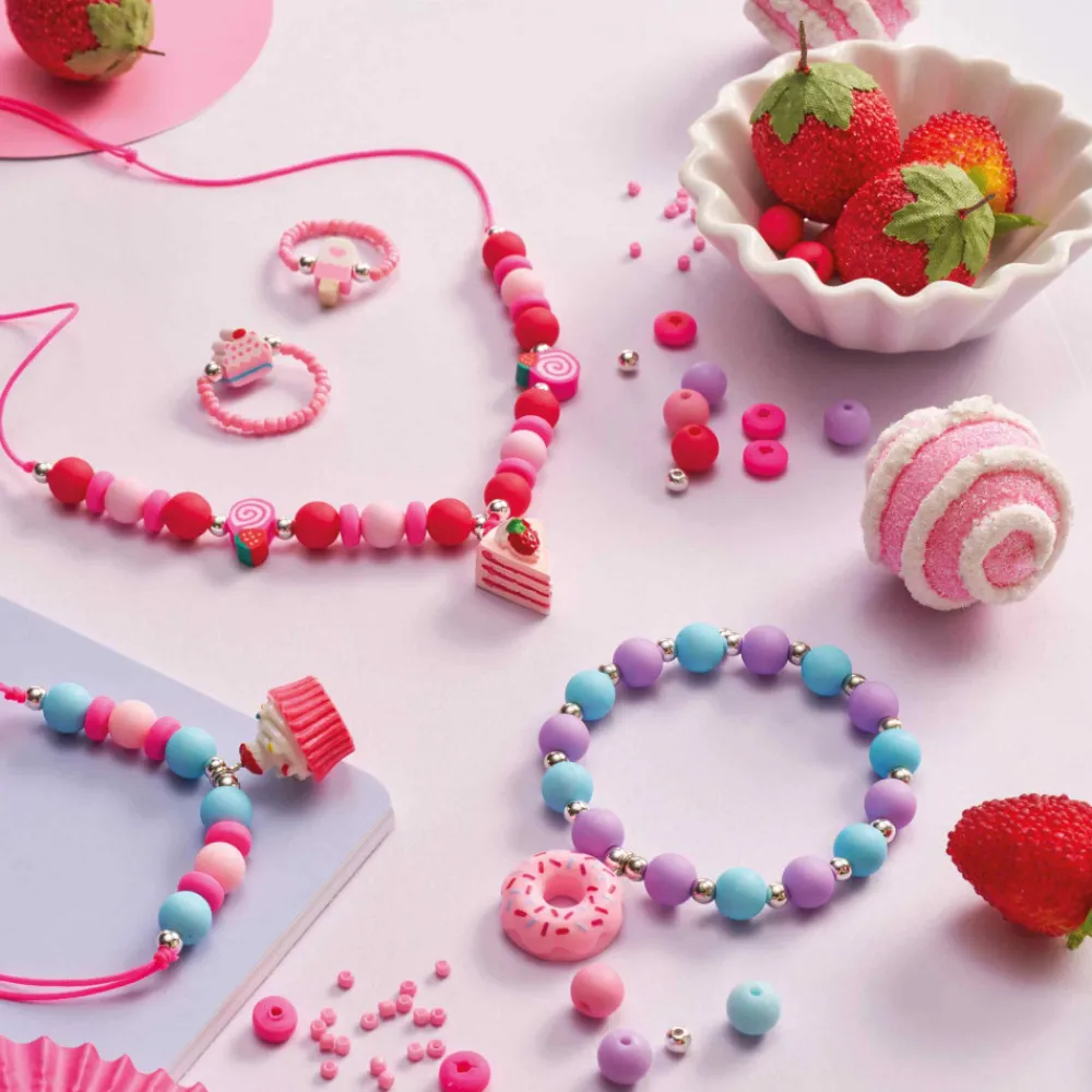 Janod Collection "Les Ateliers Bijoux" & Les Perles*Kit Créatif - 5 Bijoux Gourmandises à Créer