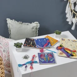 Janod Crochet, Tricot & Laçage|Collection "Les Ateliers Déco"*Kit Créatif - Fils Tendus Animaux